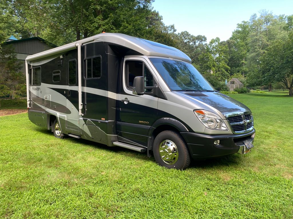 2008 Itasca Navion IQ 24DL - National Vehicle