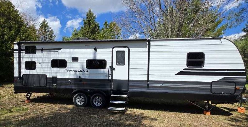 2020 Grand Design Transcend 29TBS - National Vehicle