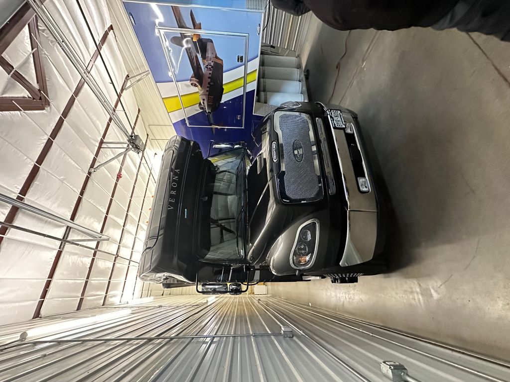 2022 Renegade Verona 40VBH - National Vehicle