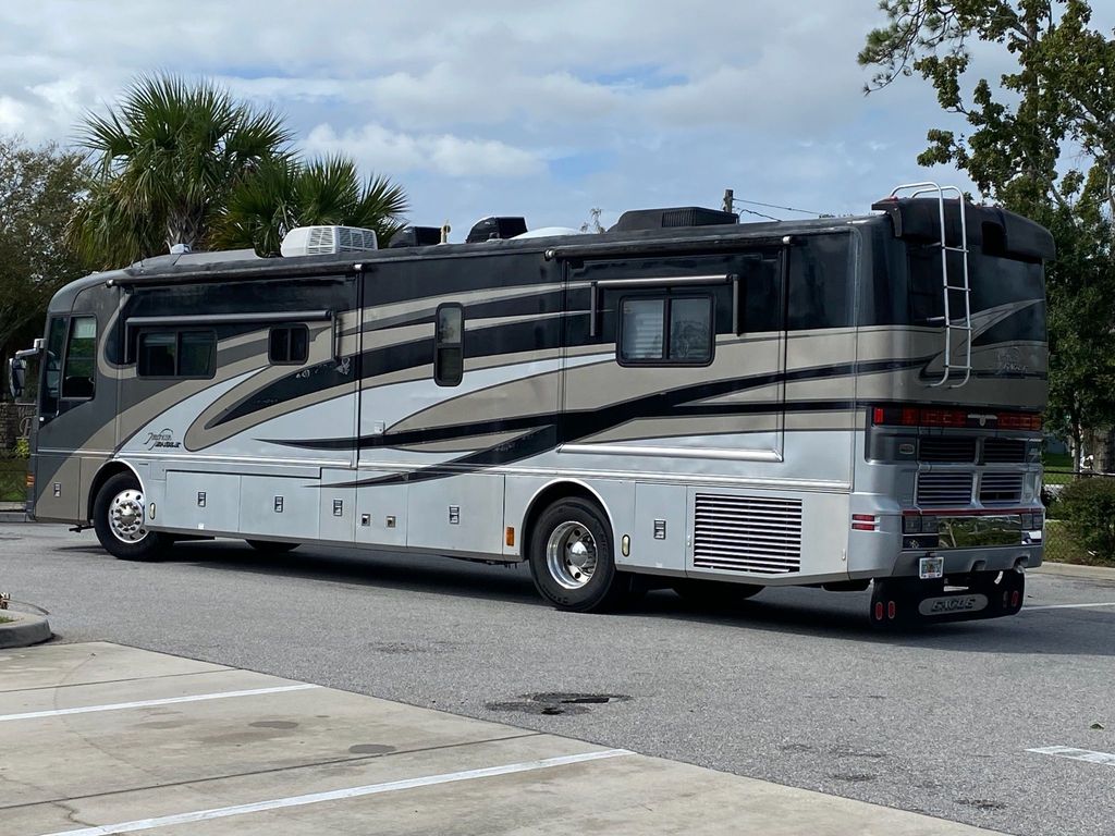 2003 American Coach American Eagle 40W - National Vehicle