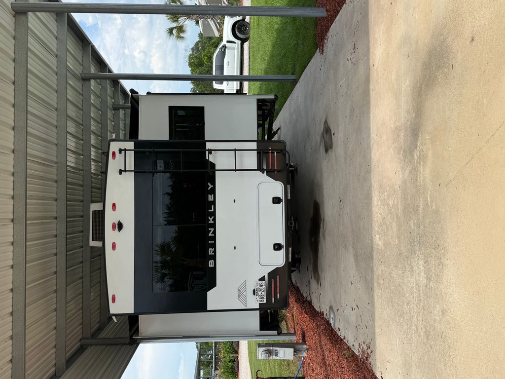 ウォーク 2024 Brinkley RV Model Z 3100 - National Vehicle