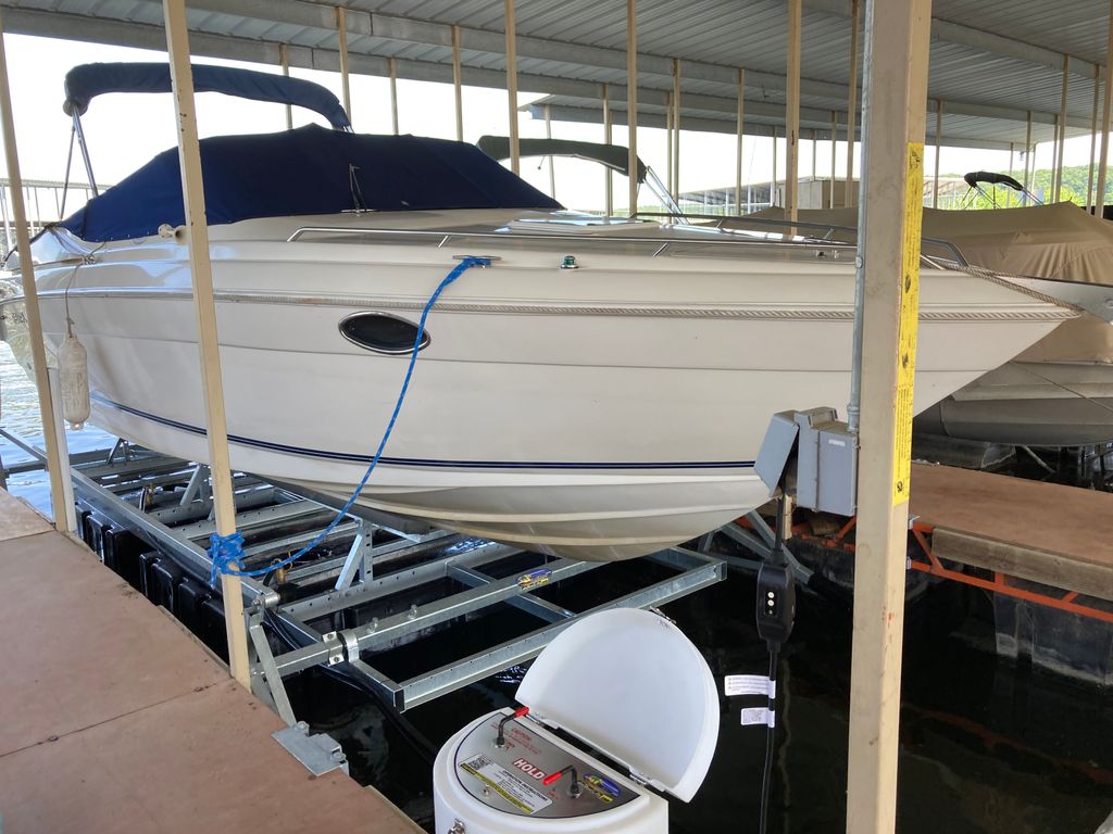 1996 Regal Ventura 8.3 SC - National Vehicle