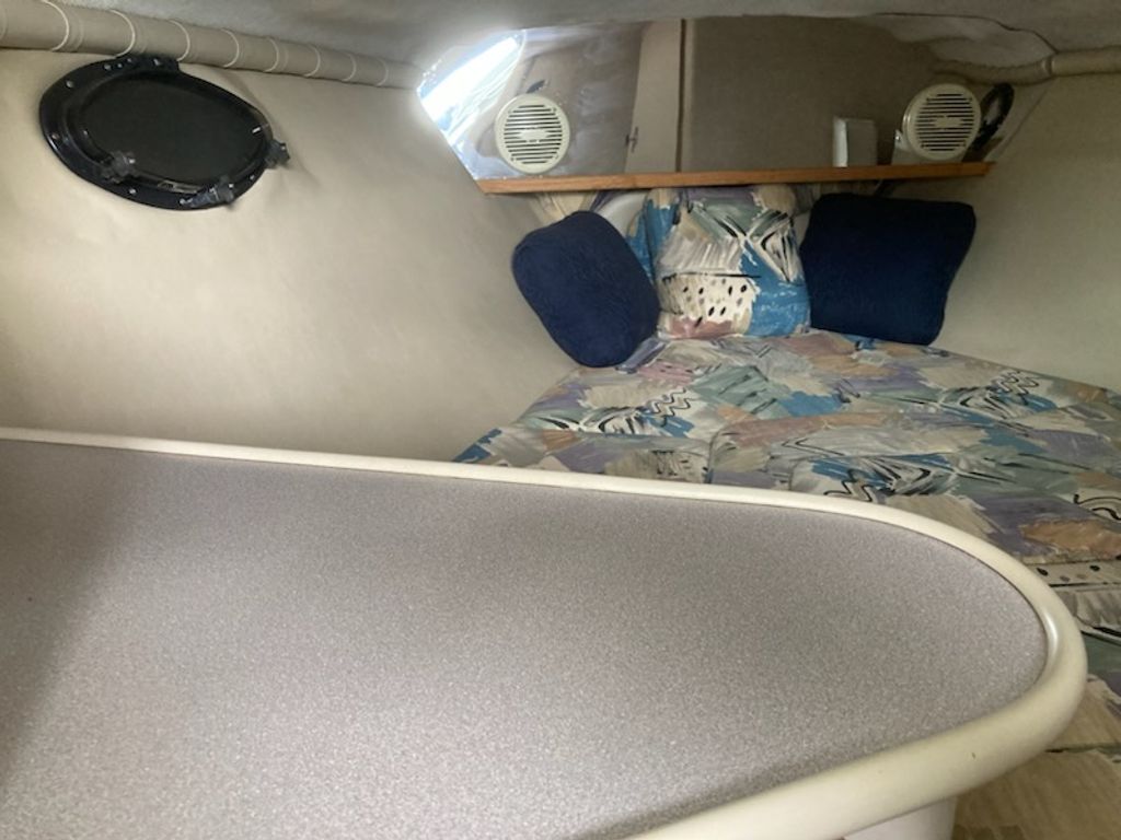 1996 Regal Ventura 8.3 SC - National Vehicle