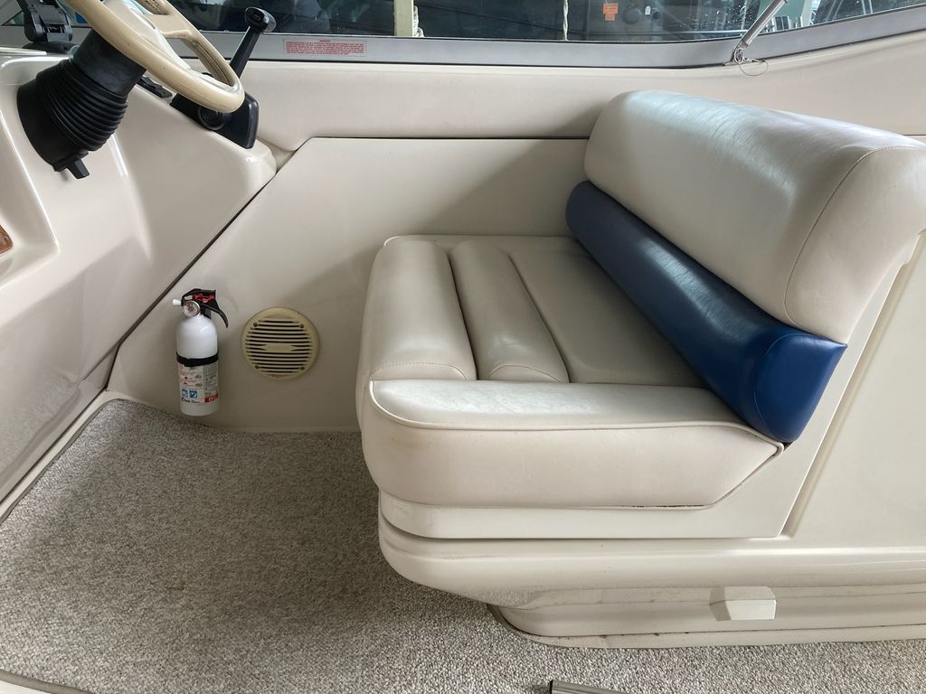 1996 Regal Ventura 8.3 SC - National Vehicle