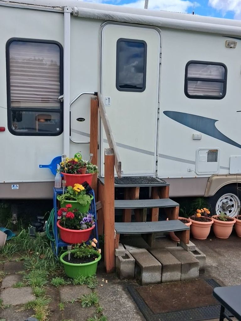 2003 Carriage Cameo SEL 32FBS - National Vehicle