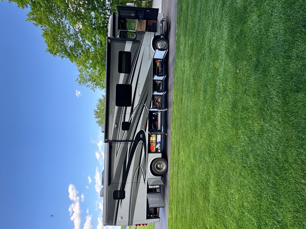 2016 Newmar Ventana 4002 - National Vehicle