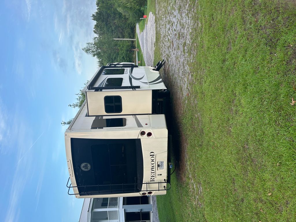 2019 Redwood RV 5th Wheel 3901WB - National Vehicle