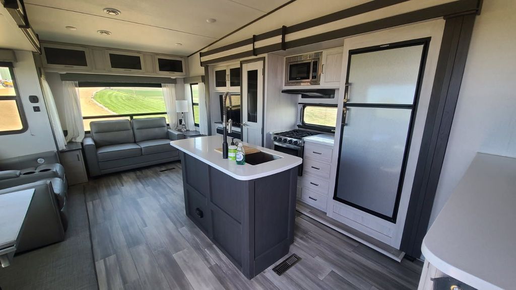 2021 Keystone Sprinter 30RL - National Vehicle
