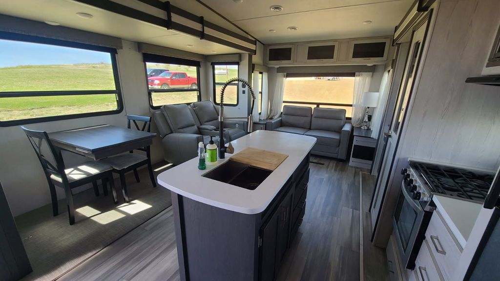 2021 Keystone Sprinter 30RL - National Vehicle
