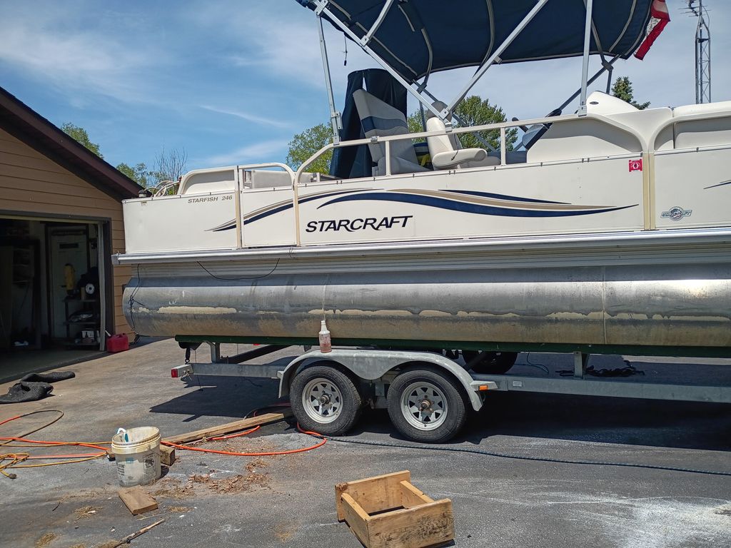 2006 Starcraft Starfish Elite 246 - National Vehicle
