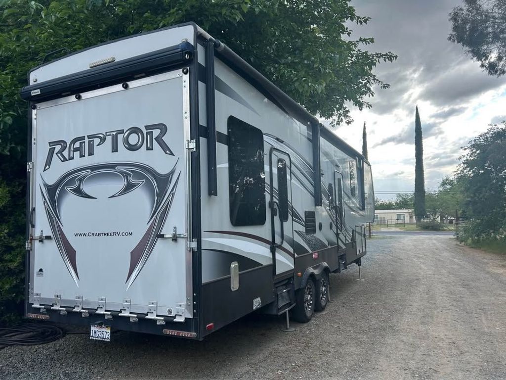 2015 Keystone Raptor 300MP - National Vehicle