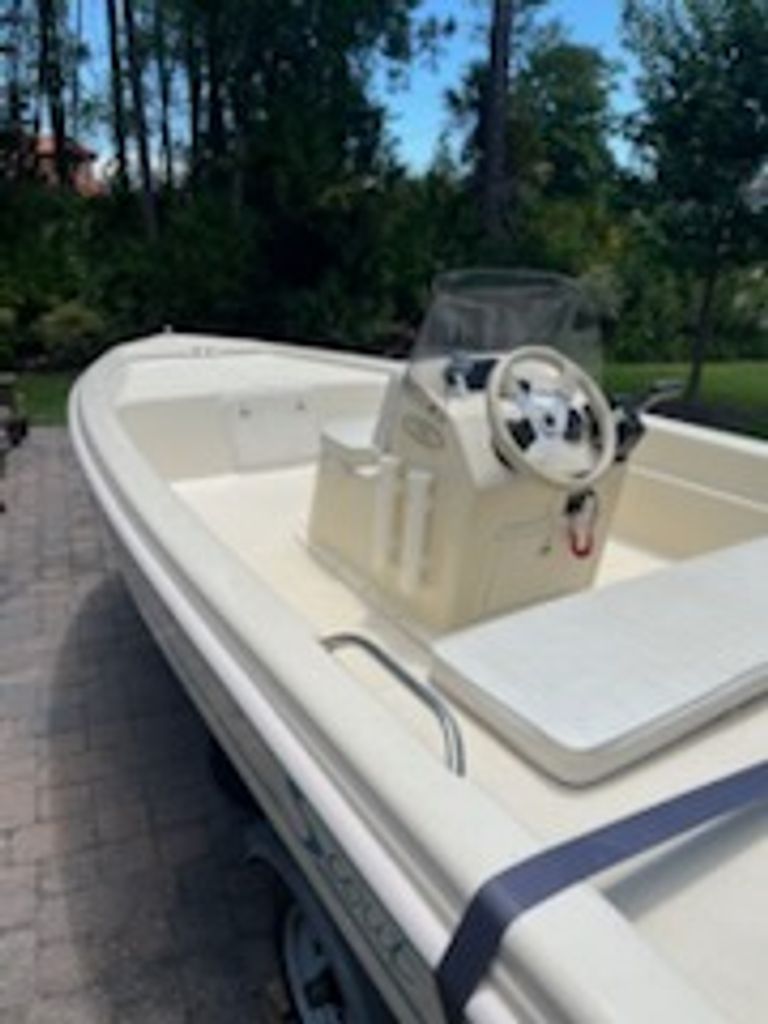 2000 Scout 145 Sportfish - National Vehicle
