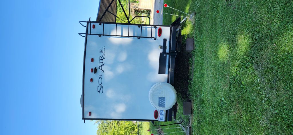 2019 Palomino Solaire 205SS - National Vehicle