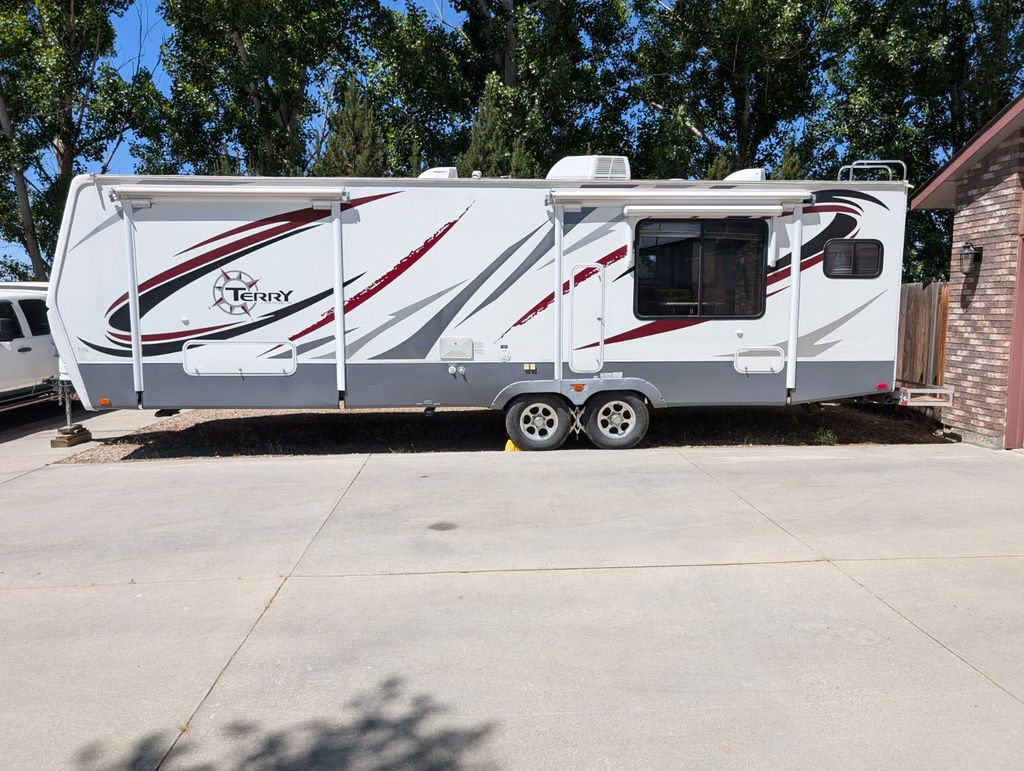 2009 Fleetwood Terry 280RLDS - National Vehicle