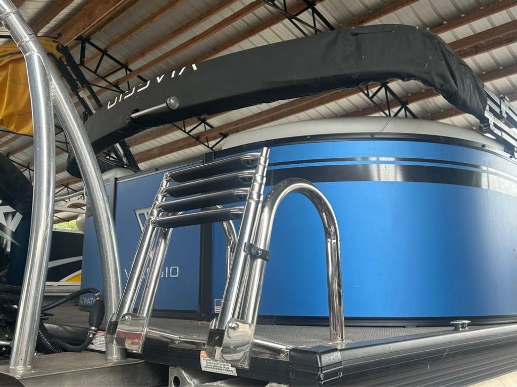 のん 2022 Viaggio Lago - National Vehicle