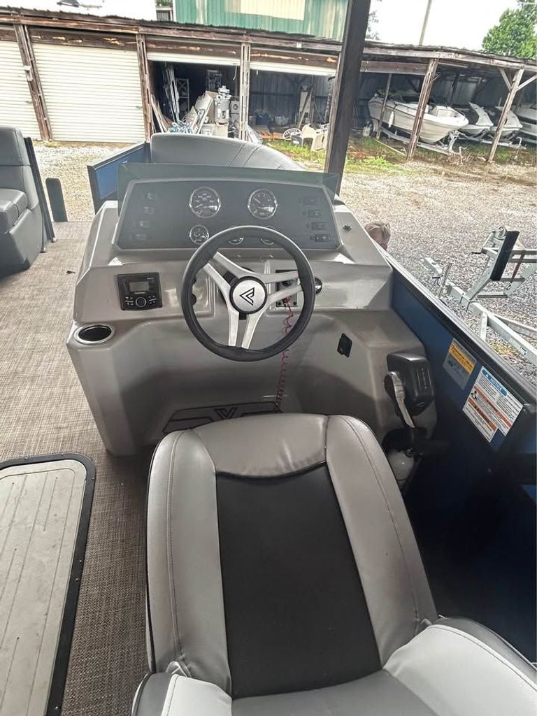 のん 2022 Viaggio Lago - National Vehicle