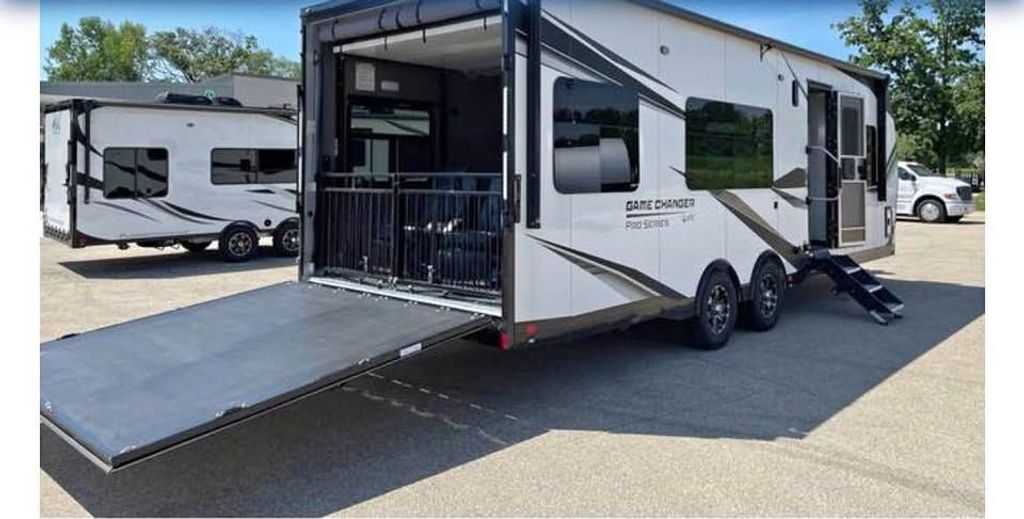 2022 ATC Game Changer 2816 - National Vehicle
