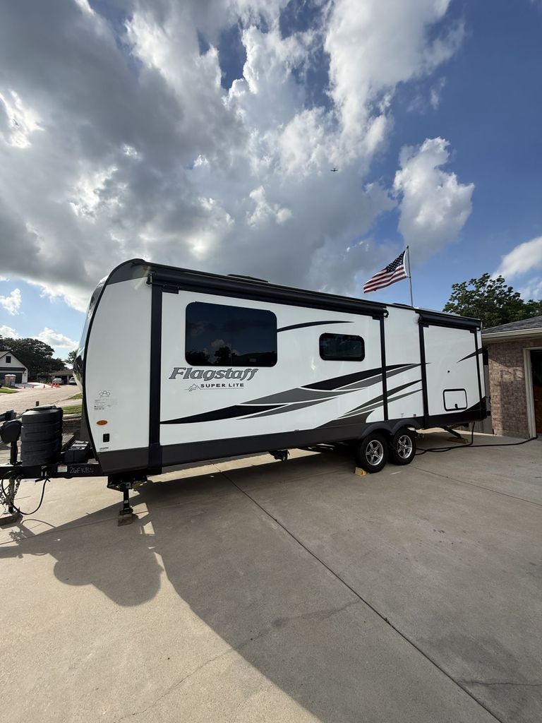 ブラック38 2024 Forest River Flagstaff Super Lite 26FKBS - National Vehicle