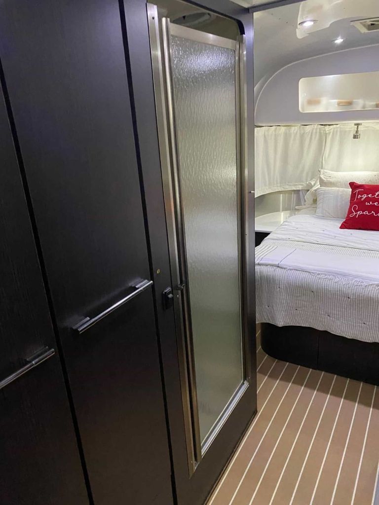 2008 Airstream International Signature CCD 27FB - National Vehicle