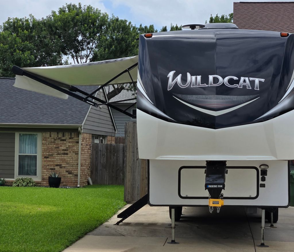 TK様 2019 Forest River Wildcat 32WB - National Vehicle