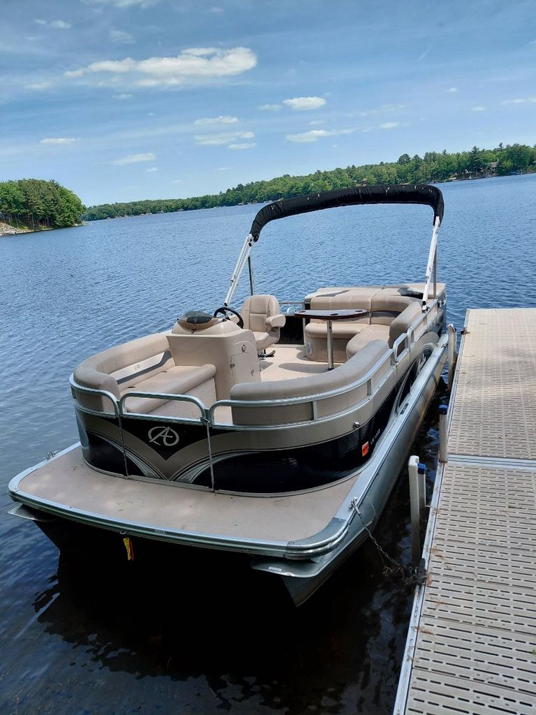 Used 2014 Avalon 19 Pontoon, 54889 Turtle Lake - Boat Trader