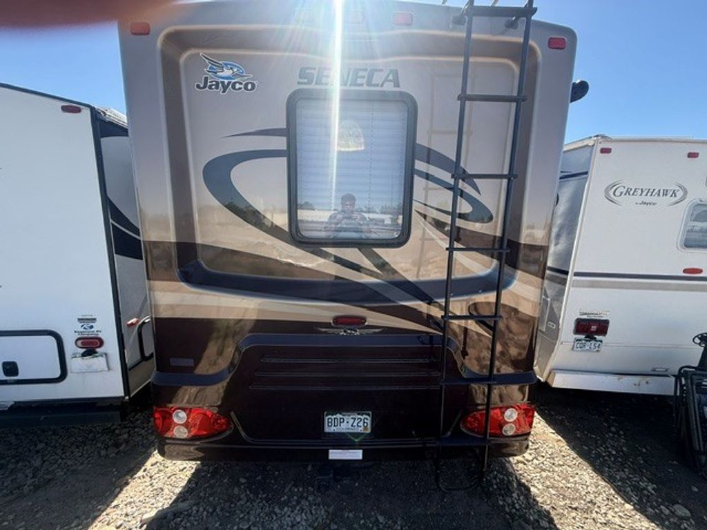 2008 Jayco Seneca HD 35GS - National Vehicle