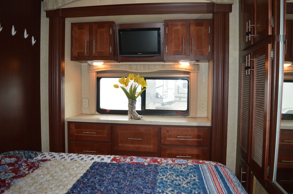 2011 Forest River Berkshire 390QS - National Vehicle
