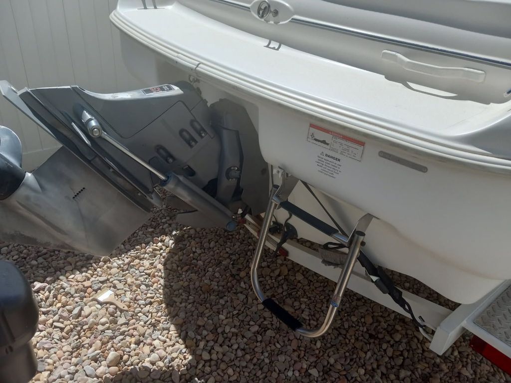 2000 Glastron SX 195 - National Vehicle