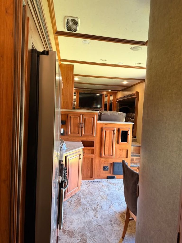 2016 Starcraft Solstice 376FL5 - National Vehicle