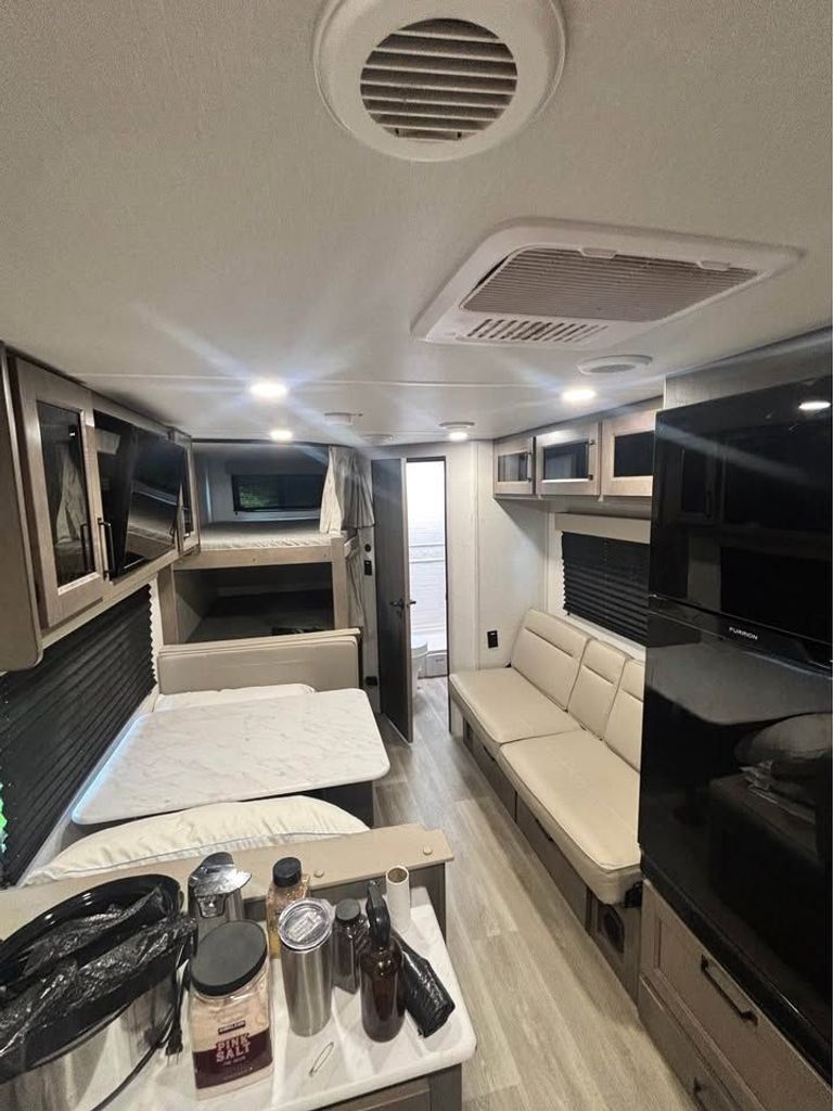 Salt様 2024 Grand Design Transcend Xplor 247BH - National Vehicle