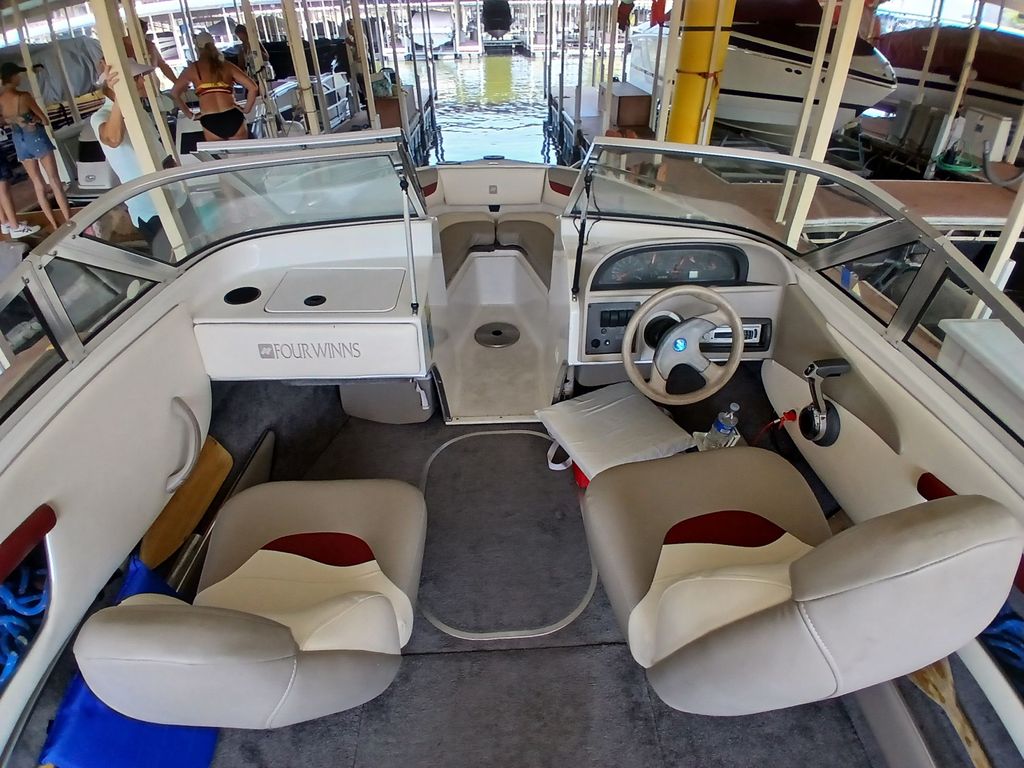 1996 Four Winns 190 Horizon - National Vehicle