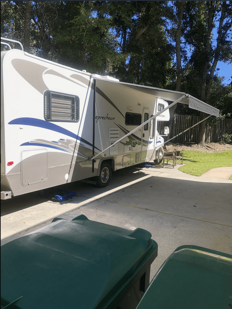 2005 Coachmen Leprechaun Deluxe/Premier 314SS - National Vehicle