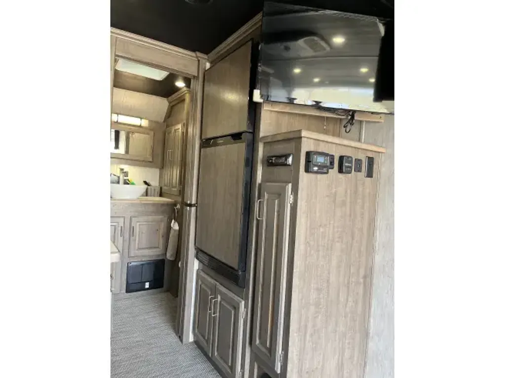2023 Sundowner Trailblazer 2069 - National Vehicle