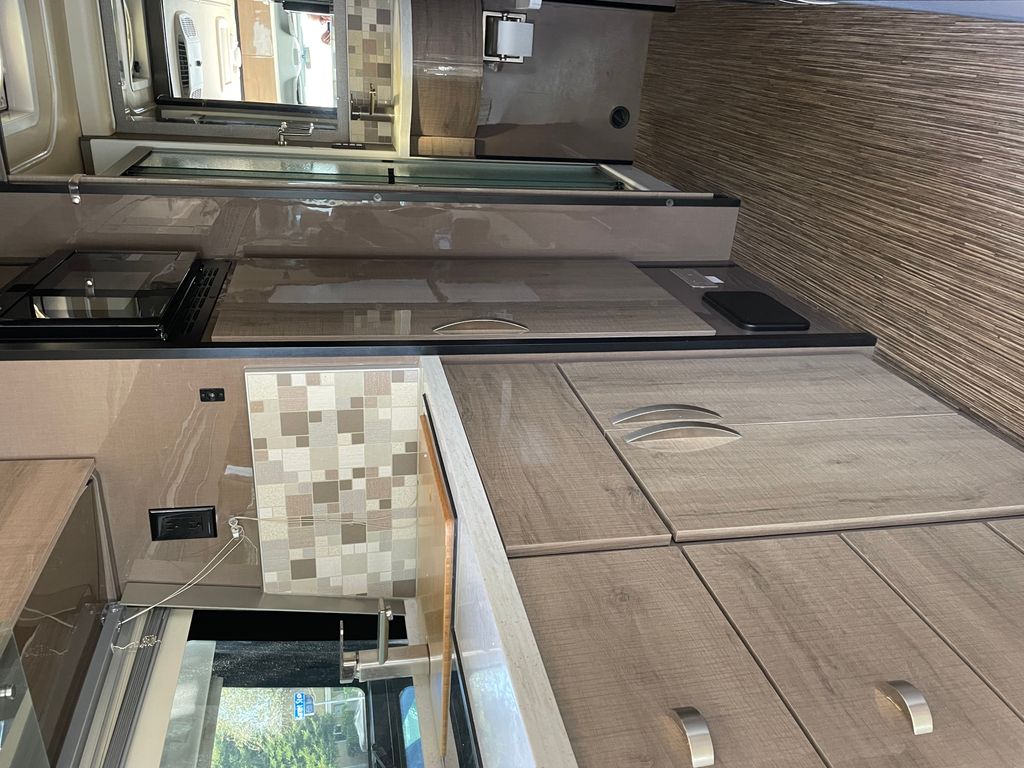 2018 Winnebago Era 70M - National Vehicle