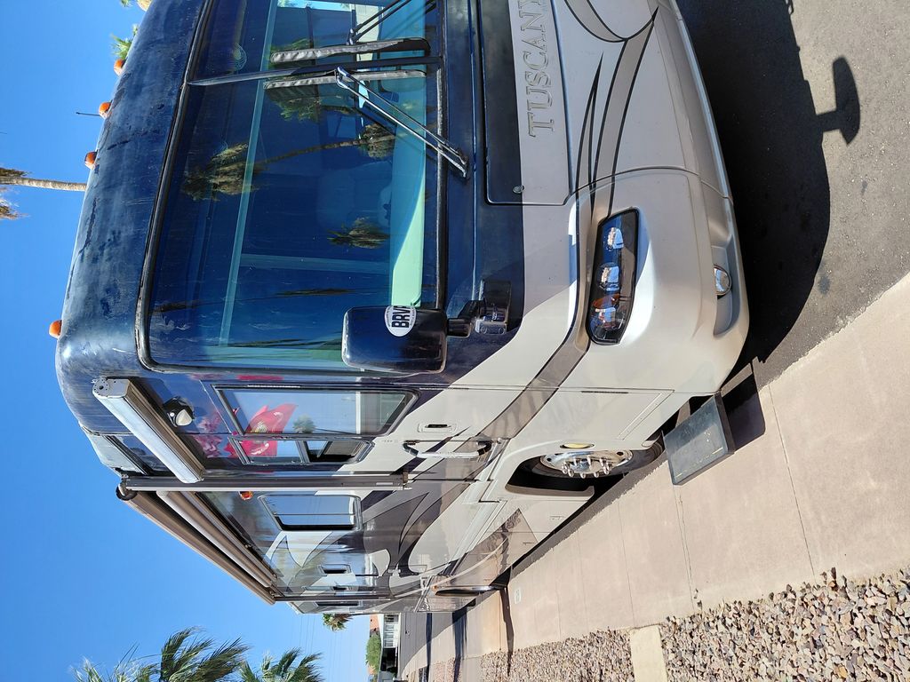 2005 Damon Tuscany 3974 - National Vehicle