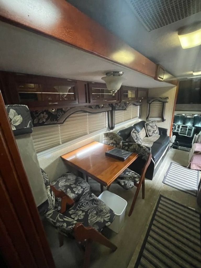 2005 Jayco Seneca HD 34SS - National Vehicle