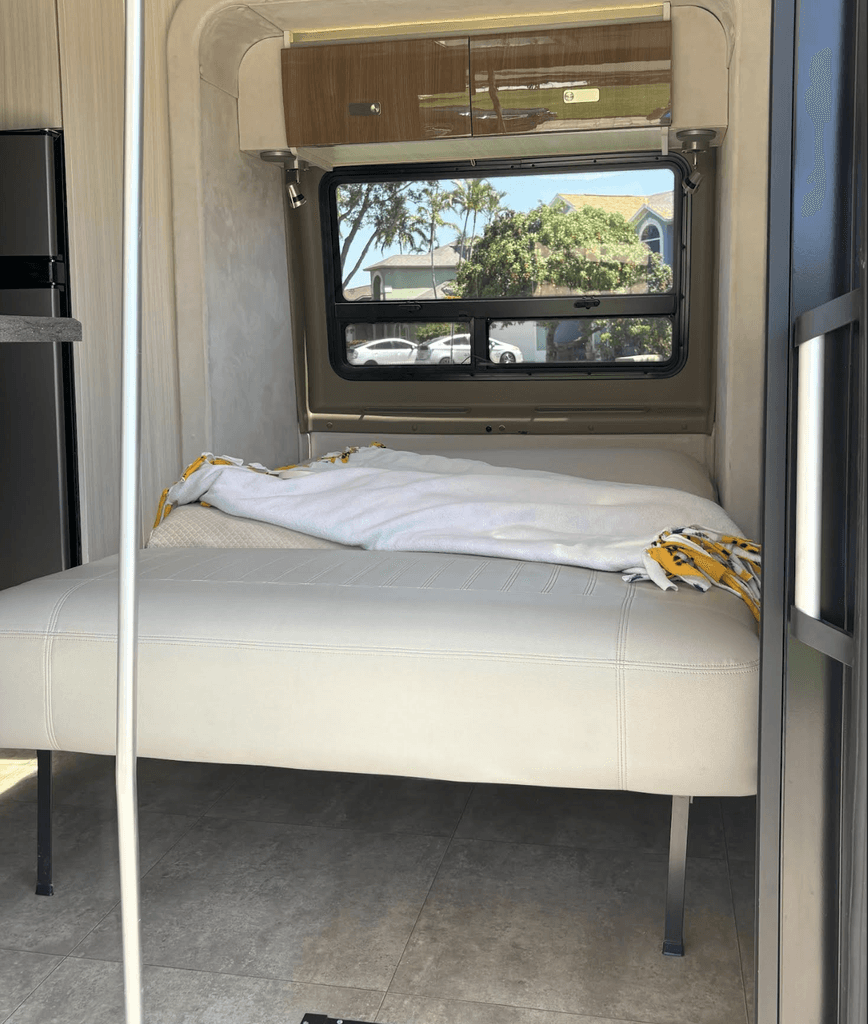 2015 Winnebago Era 170C - National Vehicle