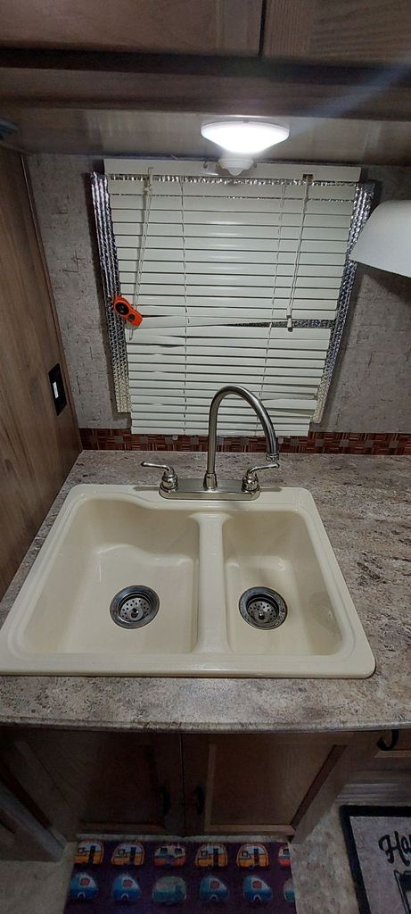 2017 Coachmen Freelander 26RS - National Vehicle