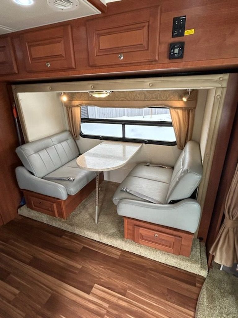 2015 Coach House Platinum II 241XL National Vehicle