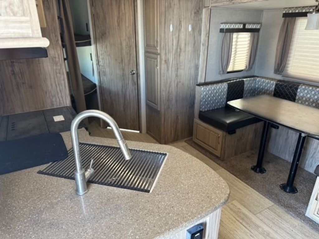 2019 Palomino by Forest River Solaire 240BHS - National Vehicle