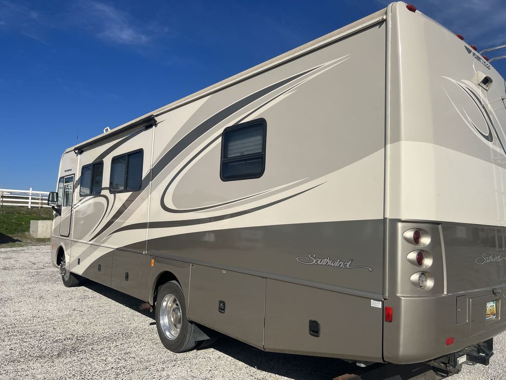 2008 Fleetwood Southwind 32VS - National Vehicle