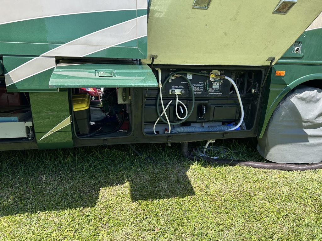 2003 National RV Tradewinds 7391LTC - National Vehicle