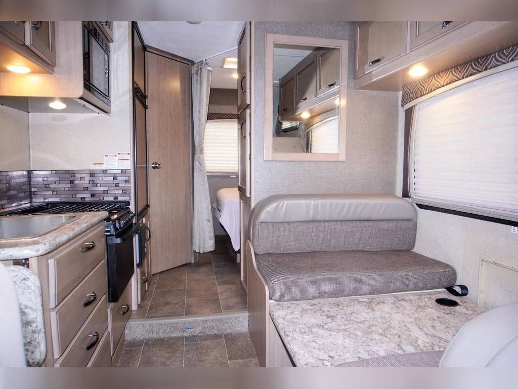 2018 Thor Motor Coach Chateau 22B - National Vehicle