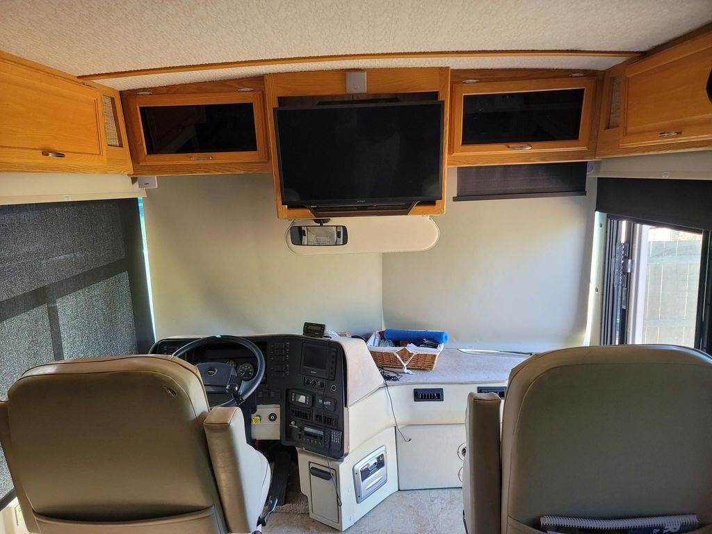 2004 Winnebago Journey 39K - National Vehicle