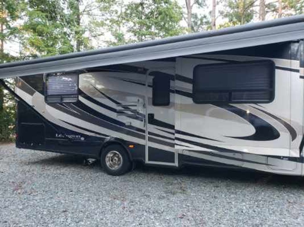 2013 Forest River Lexington Grand Touring 295DS National Vehicle