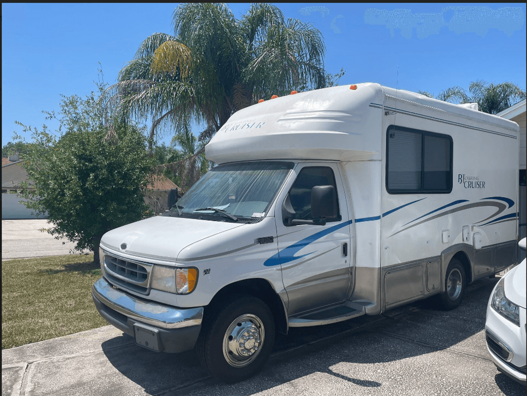 2002 Gulf Stream B Touring Cruiser 5210 - National Vehicle