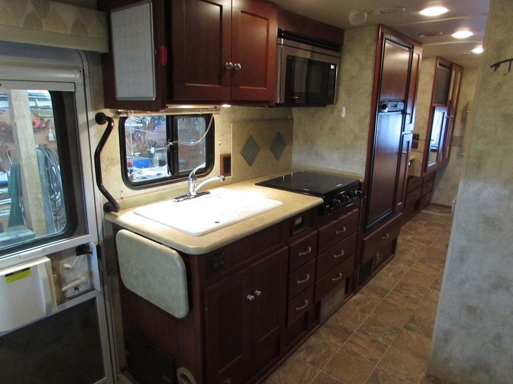 【popo】 2011 Itasca Cambria 28B - National Vehicle