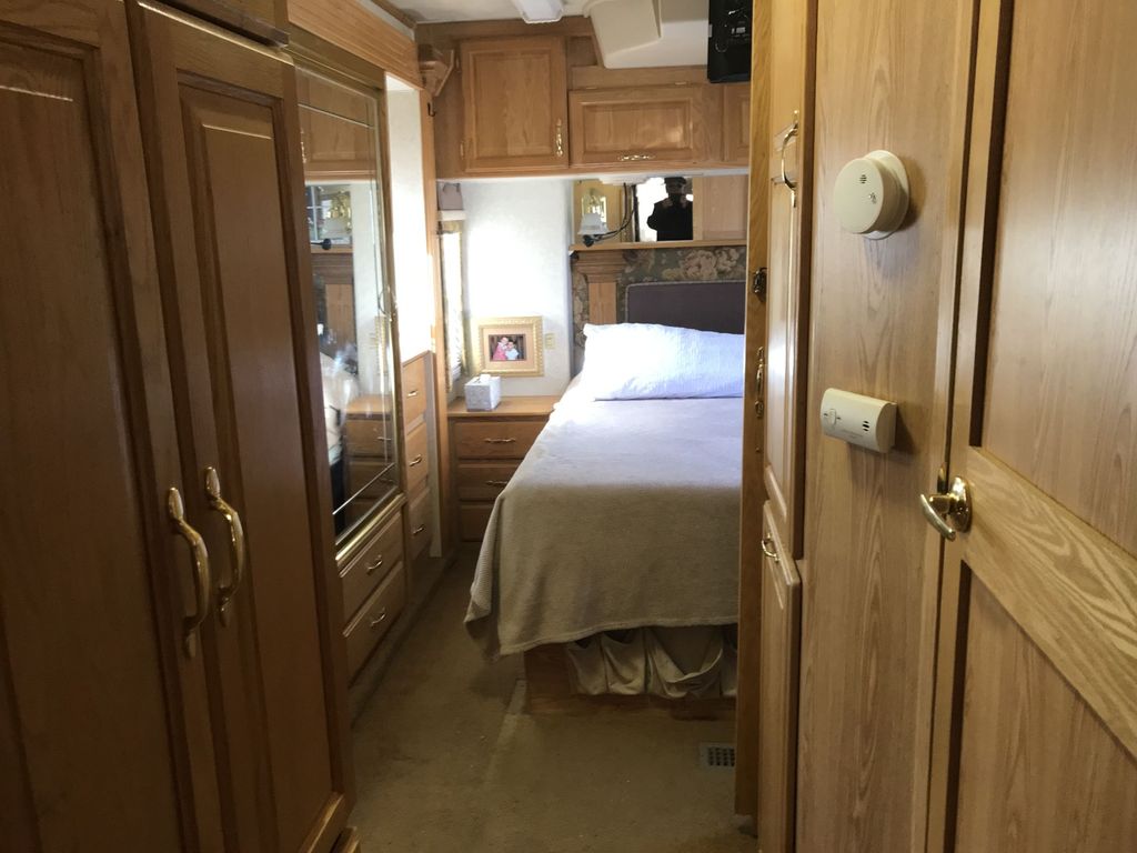 2004 Alfa See Ya 40FD - National Vehicle