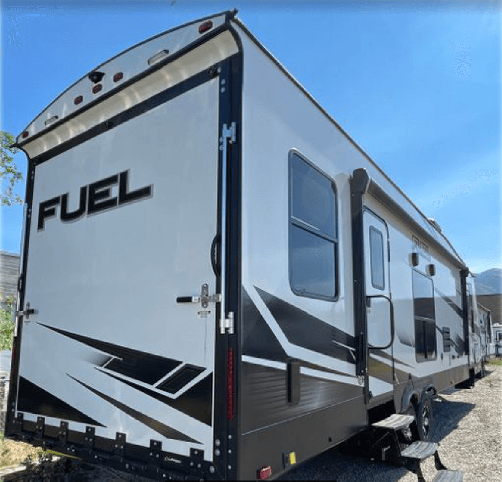 2022 Heartland Fuel Toy Hauler 305 National Vehicle
