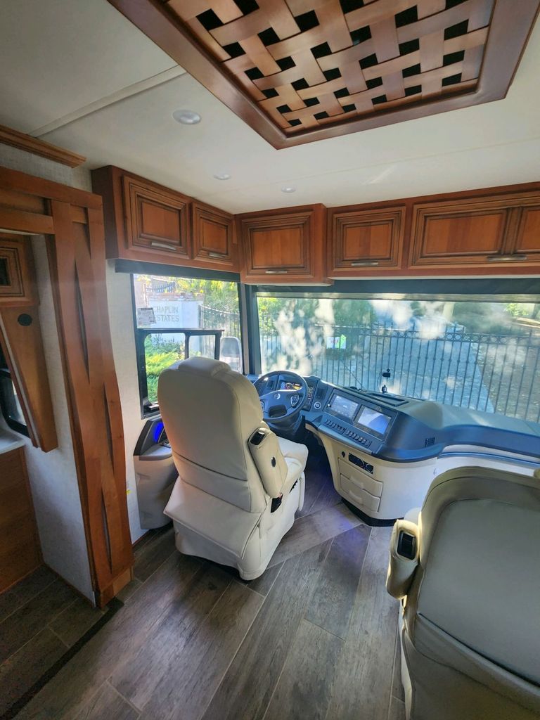 2019 Newmar New Aire 3345 - National Vehicle